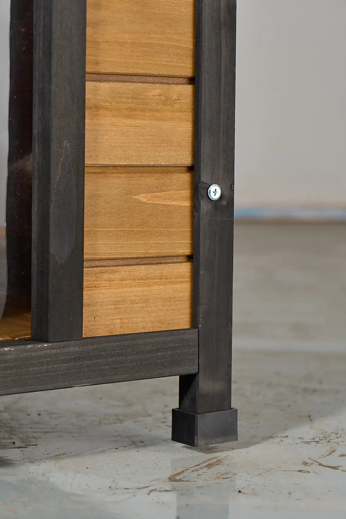 Natural Wood Double-Door Dog House - Waterproof Kennel for Large Breeds Multi-Dog